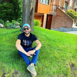 Meet your Posher, Tarik